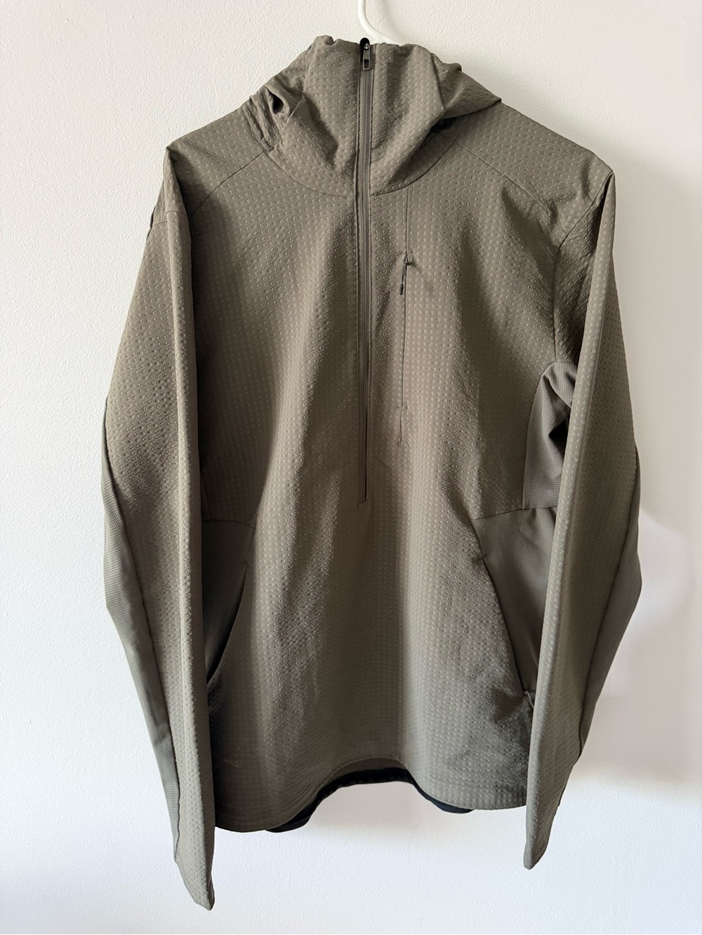 Lululemon Men's Hooded Pullover Jacket - Olive